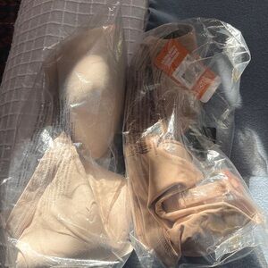 Warner's wire free Bras NWT